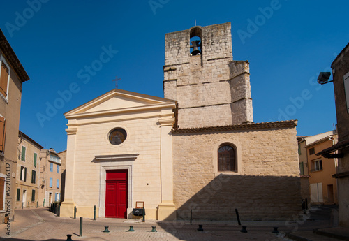 Notre dame de NAZARETH, église de TRETS (Bouche-du-Rhône)