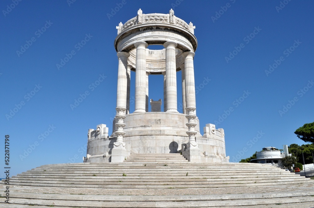 Ancona - Il Passetto - Monumento ai Caduti di tutte le Guerre Stock ...