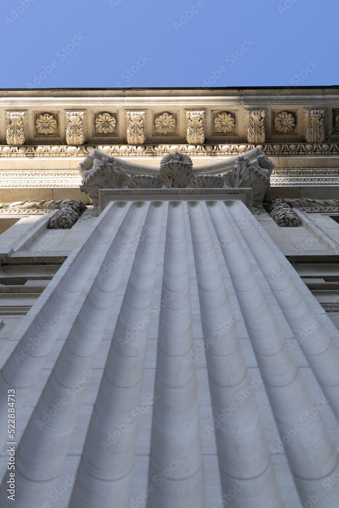 Fototapeta premium classic column looking up perspective Architecture Buenos Aires, Argentina 