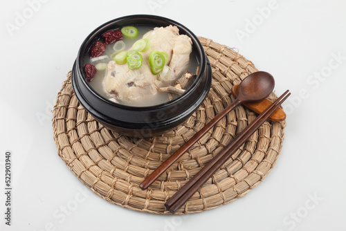 Samgyetang, oriental medicine samgyetang, oriental medicine baeksuk, baeksuk, chicken, Korean food, traditional Korean food, chobok, daebok, malbok, boknal, boknal, boknal, boknal,삼계탕, 한방삼계탕, 한방백숙, 백숙 photo