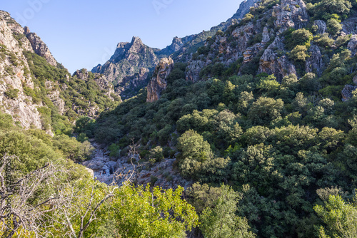 Paysage à l'entrée des Gorges de l'Héric dans le Parc naturel du Haut-Languedoc