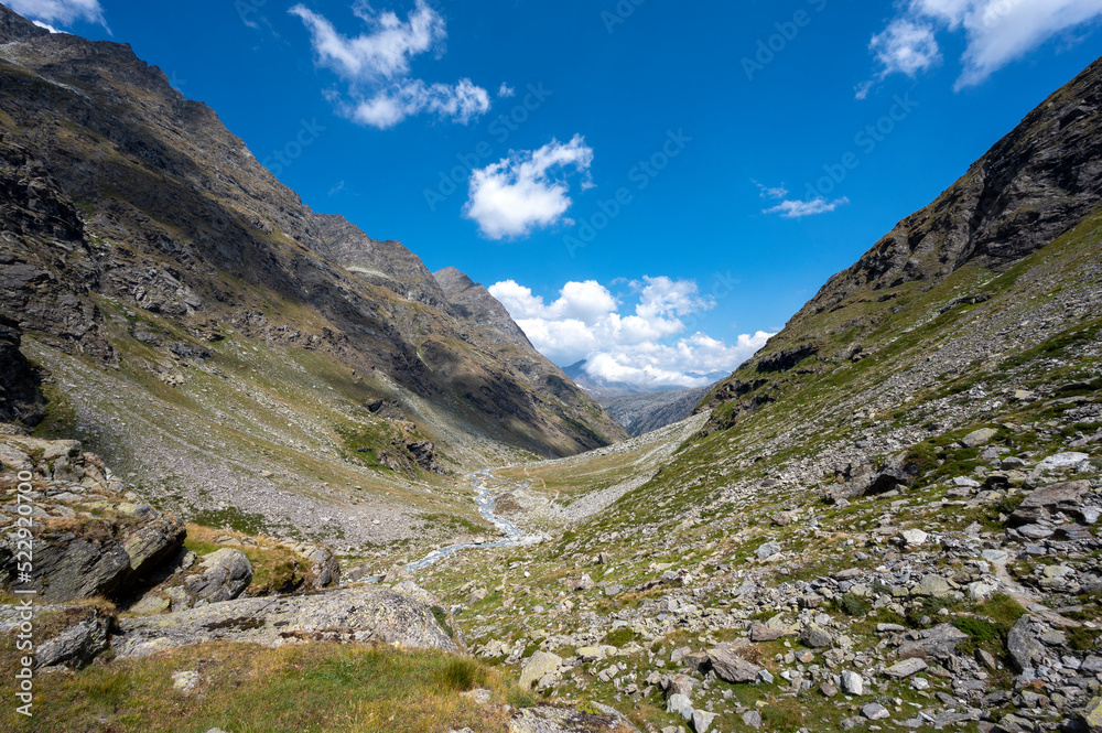 Paysage de montagne du massif de la Vanoise dans les Alpes en France en été et du vallon d'Ambin