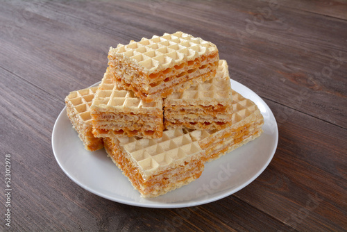 wafle przekładane kajmakiem
