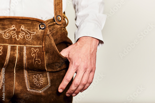 Mann in Oktoberfest Tracht 