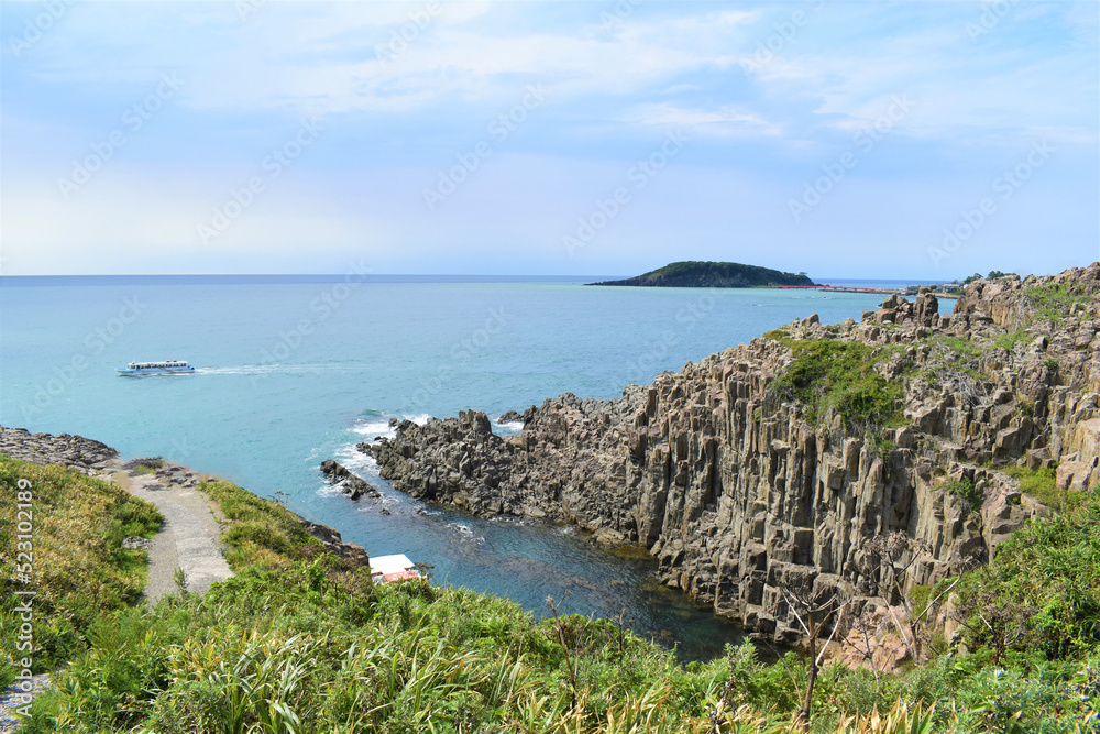 東尋坊、観光スポット、福井県、断崖絶壁、日本海、自殺の名所