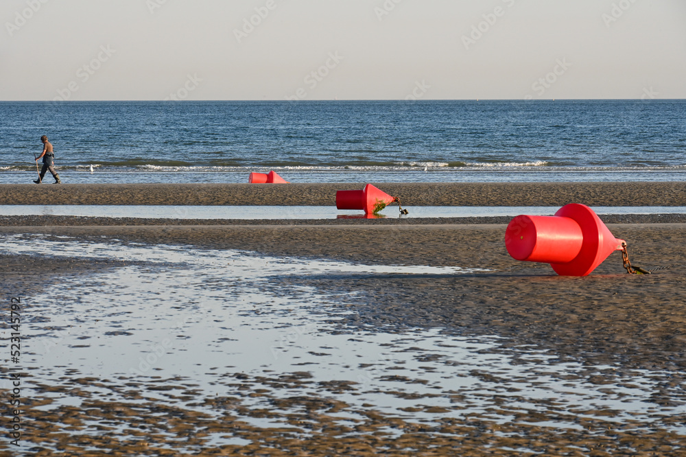 Belgique Flandre mer du nord Littoral côte belge plage ocean vacances Vlanderen Belgie Belgium bouée sécurité baignade Belgique Flandre mer du nord Littoral côte belge plage ocean vacances Vlanderen Belgie Belgium bouée sécurité baignade
