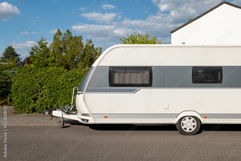 Fototapeta premium a caravan on a road