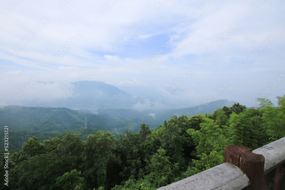 愛媛県大洲市　雲海展望公園　展望台からの風景