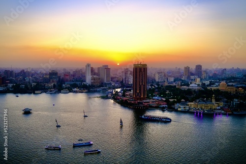 Unglaublicher Sonnenuntergang über Kairo Ägypten