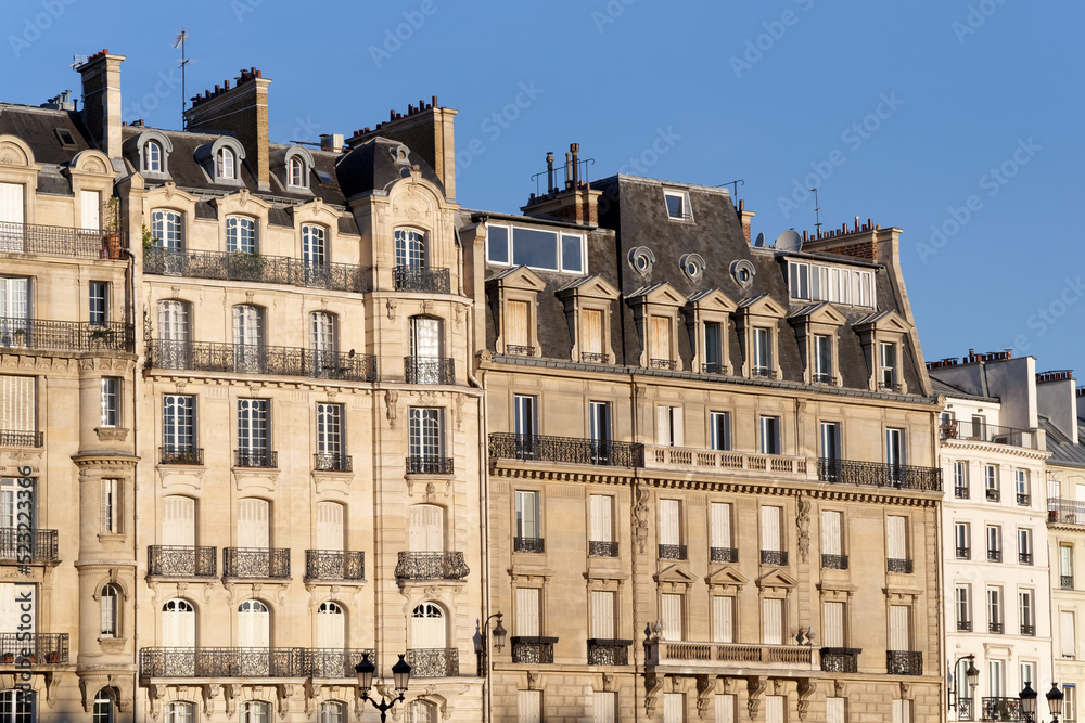 Facades and old architecture of the Ile de la cité in Paris