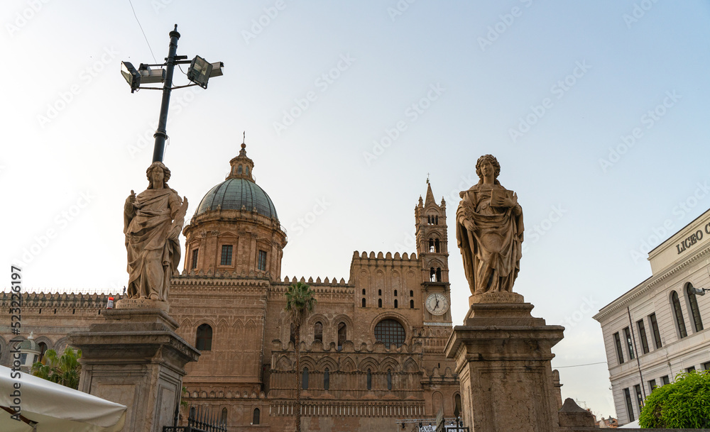 Palermo cathedral, view with two statues