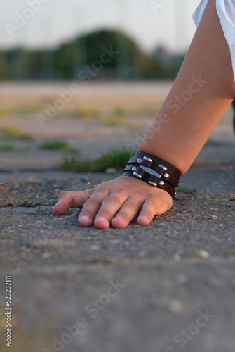 hand on a ground