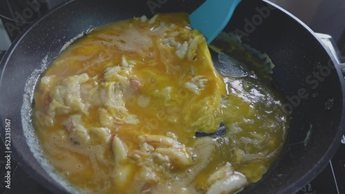 Scrambled egg 