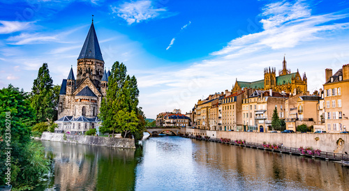The architecture of Metz with the Cathedral of Saint Stephen, Fr