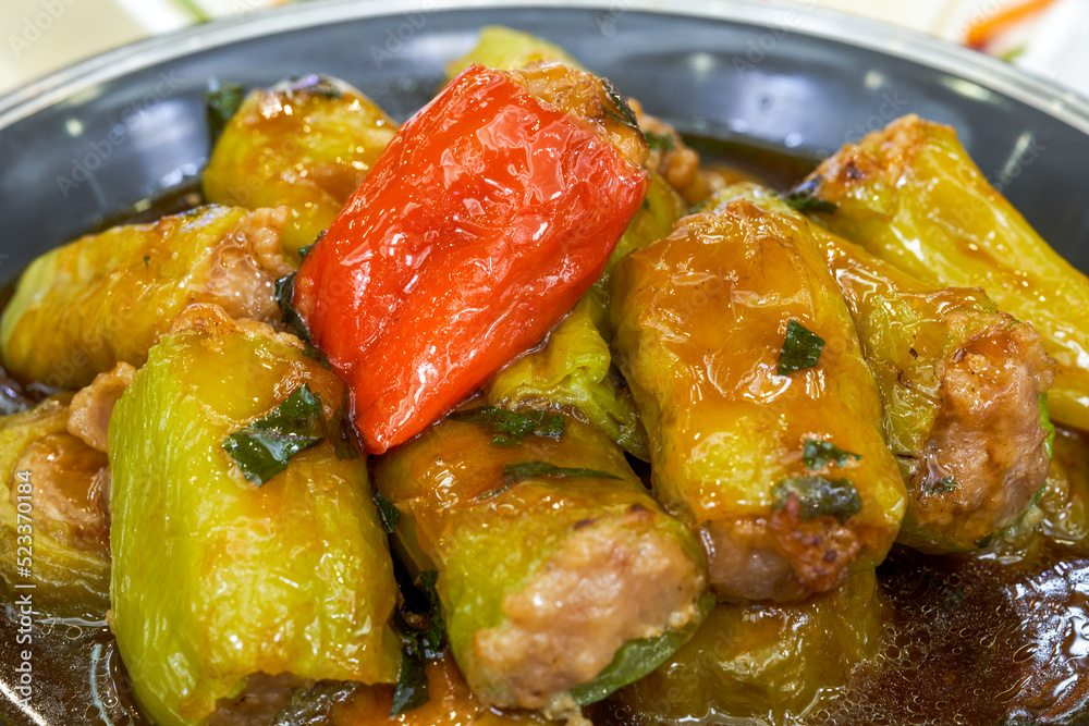A delicious and classic Chinese dish, fried stuffed with chili meat A delicious and classic Chinese dish, fried stuffed with chili meat