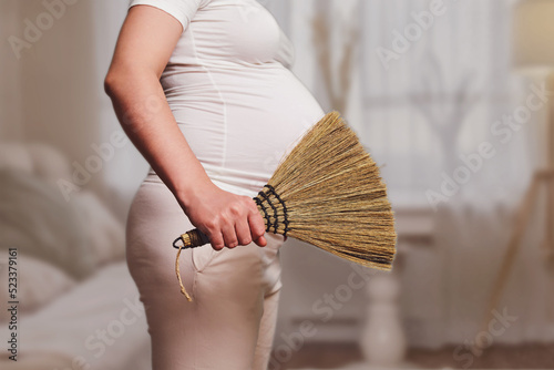 Fotografie Nesting syndrome in pregnant women