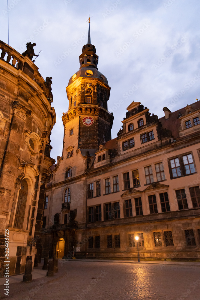 Fototapeta premium Residence castle in Dresden in Germany at night