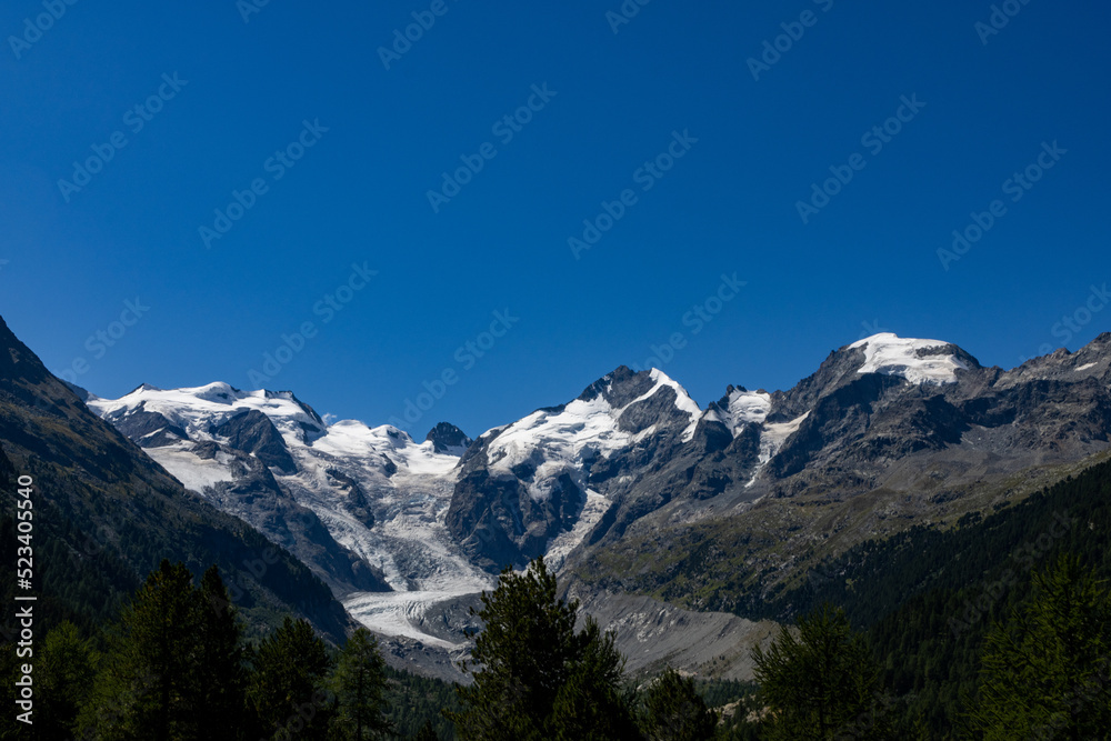 Ghiacciaio dell'Aletsch in Svizzera in estate
