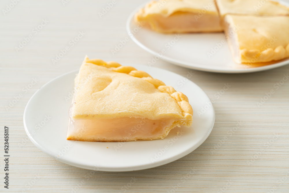 Toddy palm pies on plate