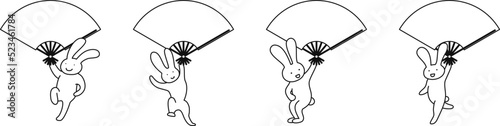 扇子を持って踊る4匹のうさぎのイラスト　白黒