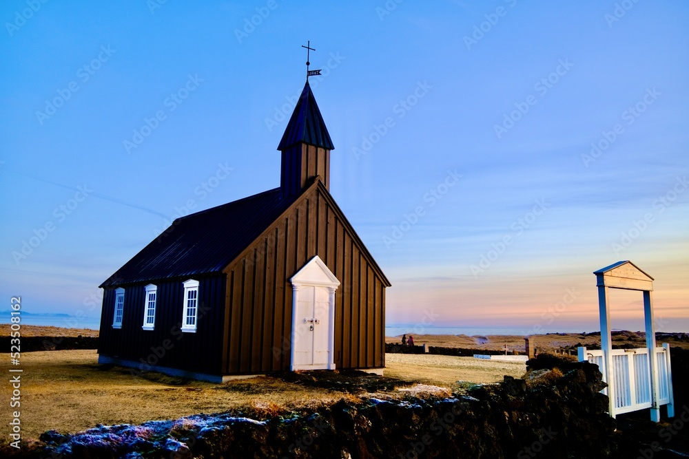 Die Kirche von Búðir Island Sonnenuntergang 