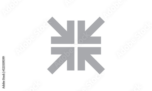 Size icon. reduce vector symbol. Simple zoom arrow sign contraction design element. isolated illustration