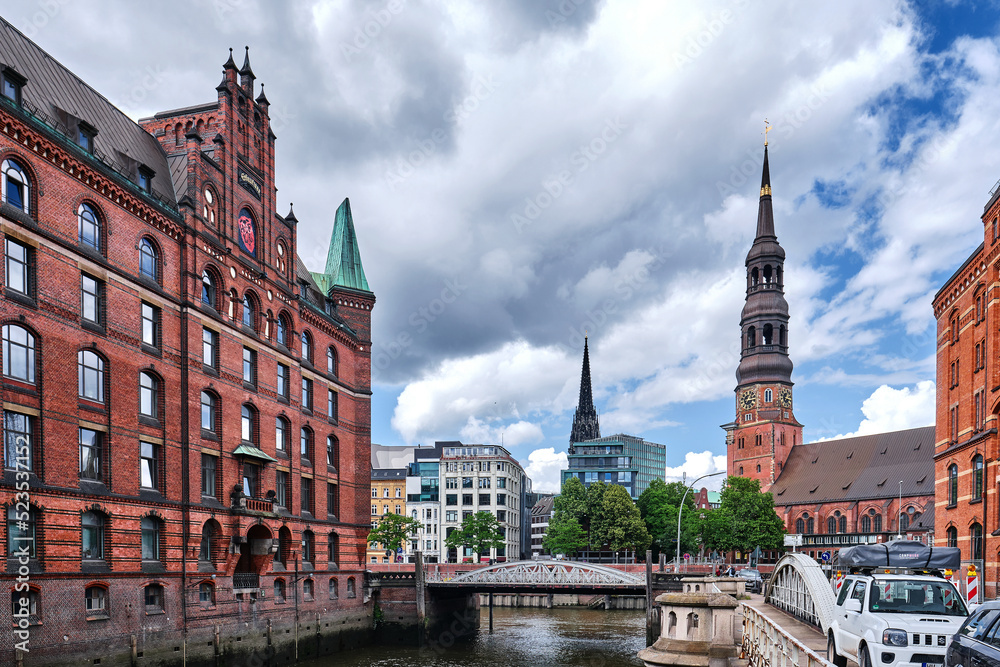 Fototapeta premium Hamburg- Speicherstadt