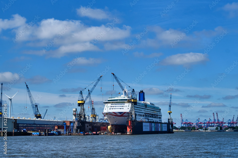 Hamburg- Containerhafen
