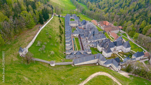 Vue aérienne du monastère de la Grande Chartreuse photo