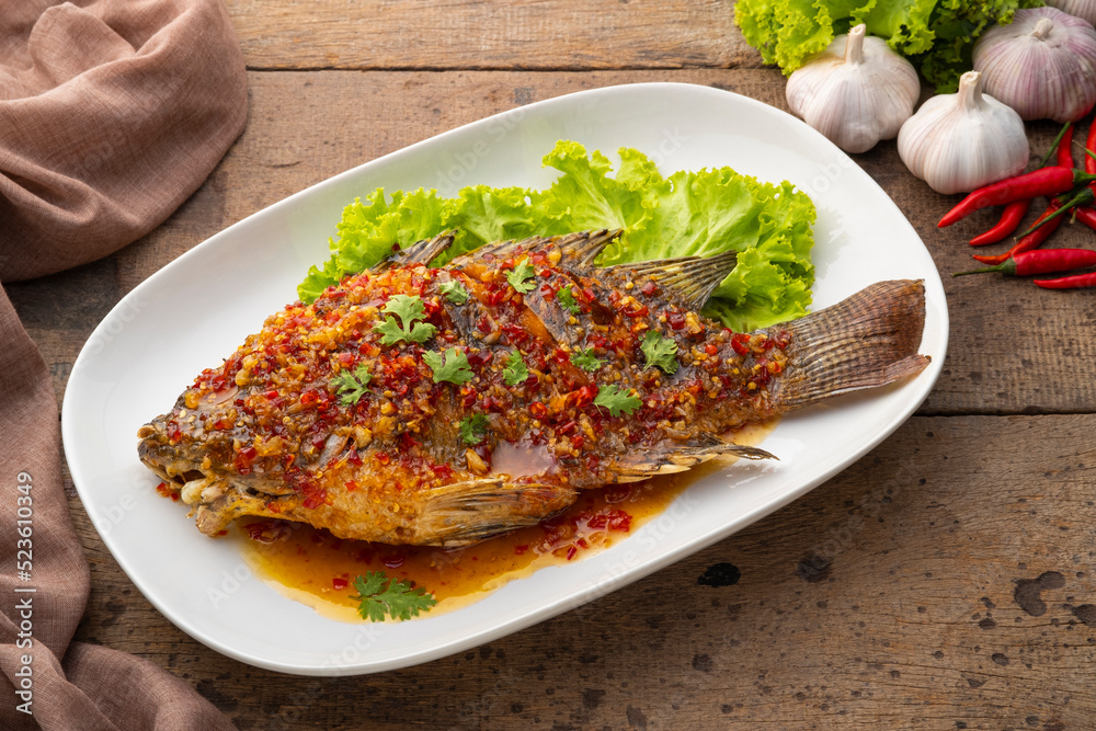 Deep fried Tilapia fish with Hot Sweet and Sour Sauce (Pla Rad Prik
