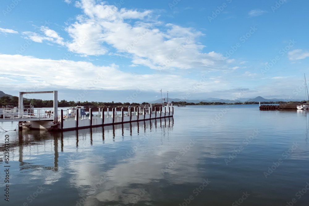 滋賀県近江八幡市　夏の朝の琵琶湖の長命寺港の風景