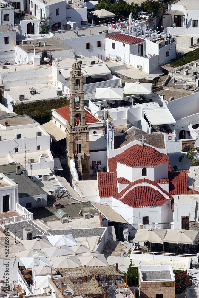 Fototapeta premium Lindos mit Kirche