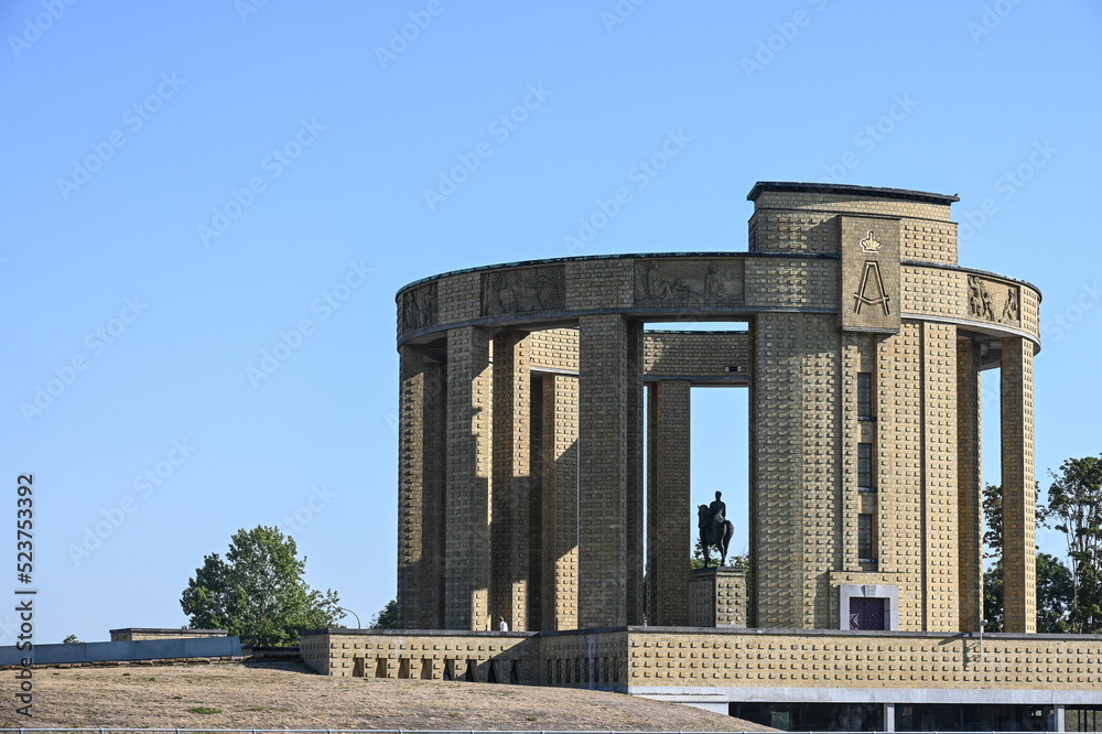 Belgique Flandre Nieuwpoort Nieuport monument roi Albert premier 1 I guerre 14 18 Yser