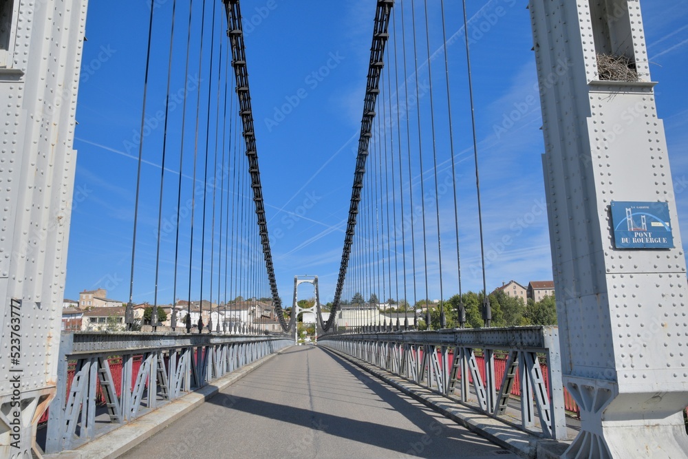 Fototapeta premium Joli village de La Réole en Gironde - France