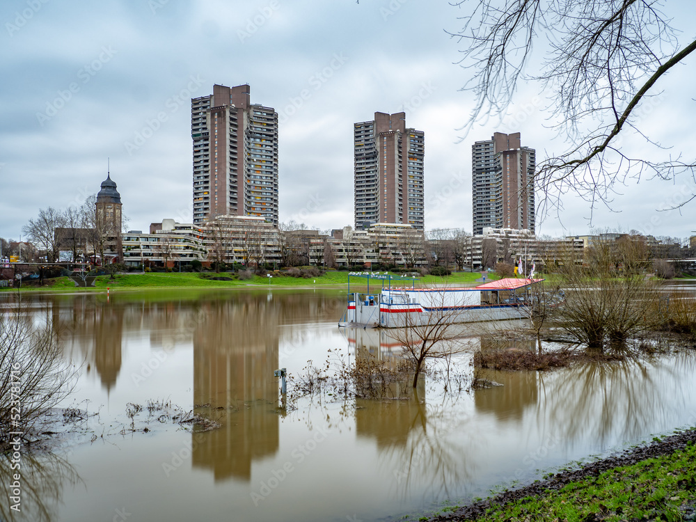 Obraz premium Mannheim, Hochwasser, Neckar 