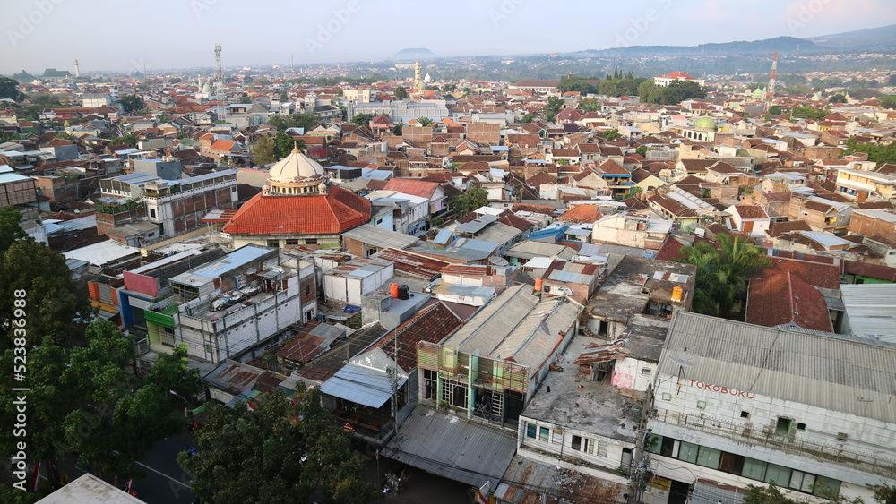 Obraz premium the beauty of the city of Malang in the morning