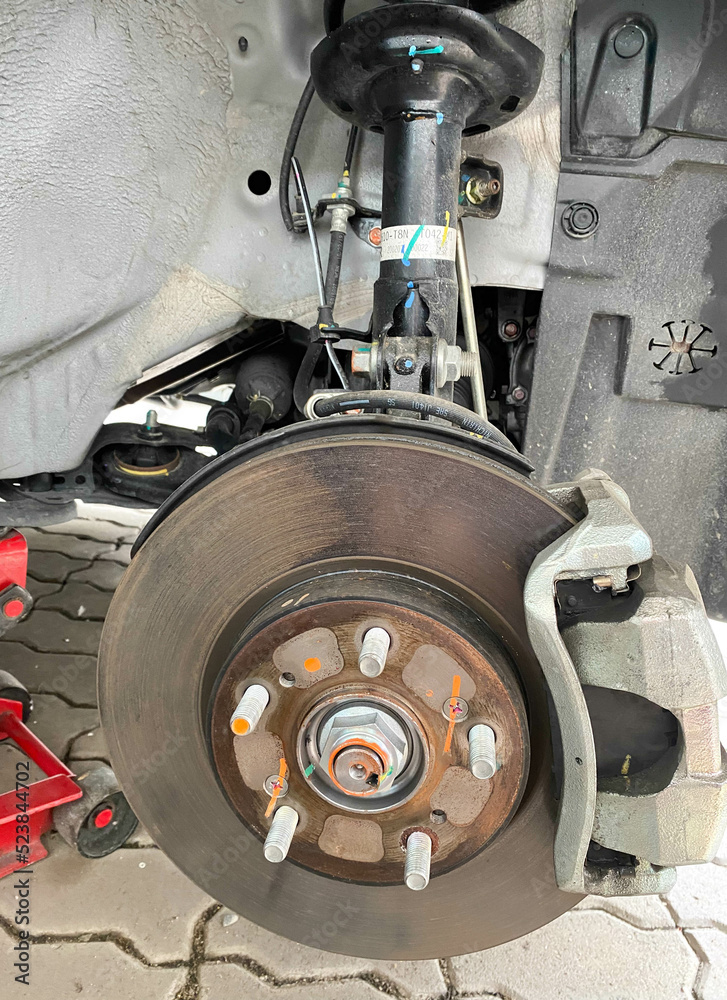 Replace car wheel