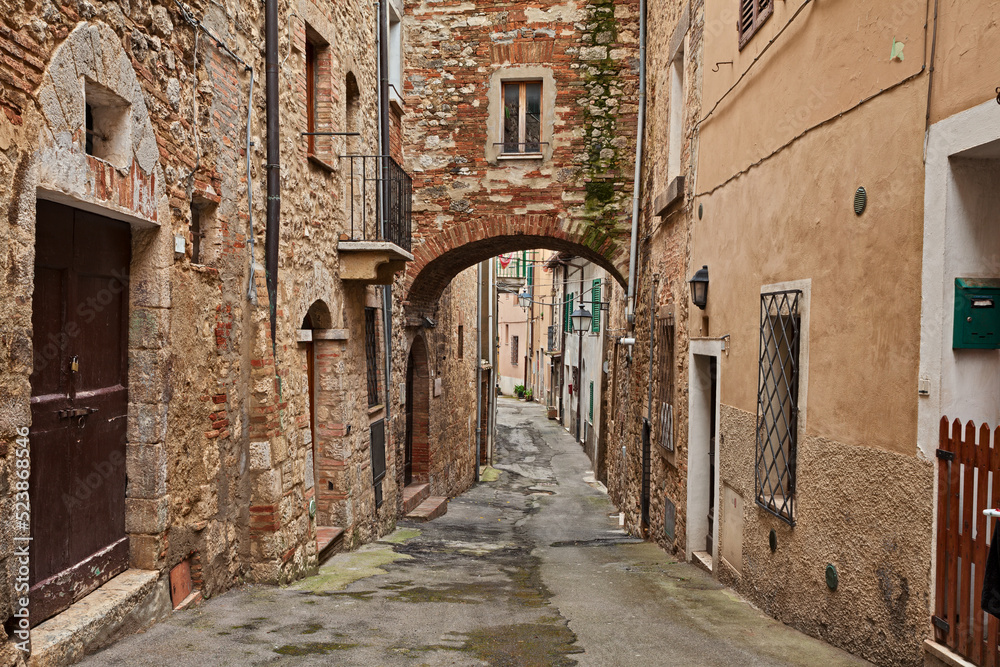 Sarteano, Siena, Tuscany, Italy: picturesque ancient alley in the old town of the medieval village