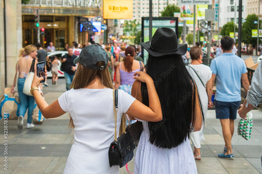 Couple at the Gran Via (Madrid, Spain)