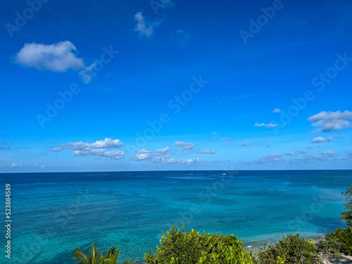 Fototapeta Naklejka Na Ścianę i Meble -  An aerial view of Cemetery Beach on Seven Mile Beach in Grand Cayman Island.