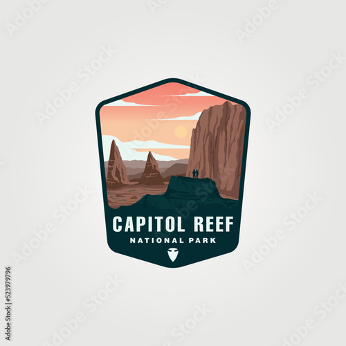 capitol reef logo vintage vector symbol illustration design