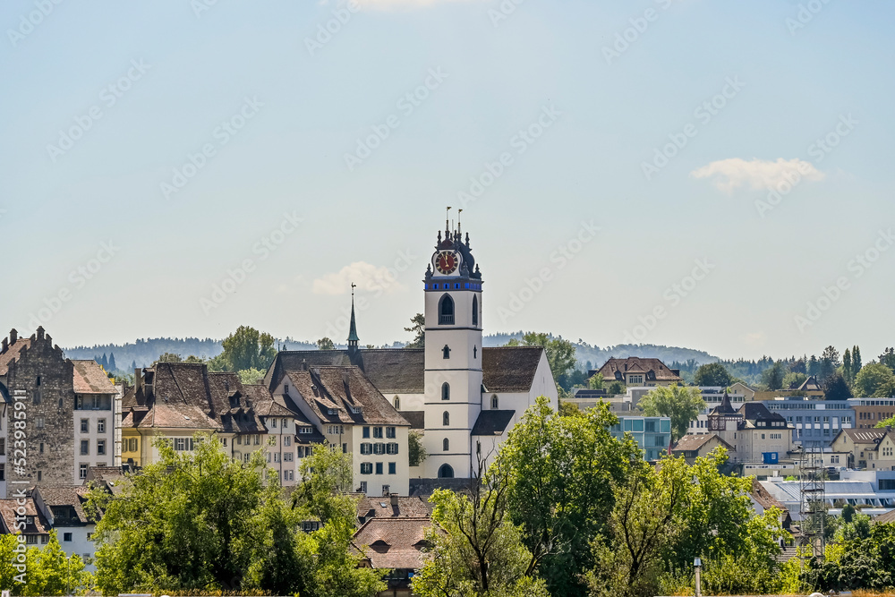 Aarau, Stadtkirche, Kirche, Altstadt, Altstadthäuser, Stadt, Aare, Fluss, Sommer, Sommertag, Aargau, Schweiz