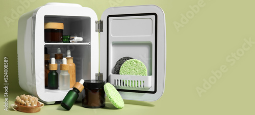 Small refrigerator with nat...