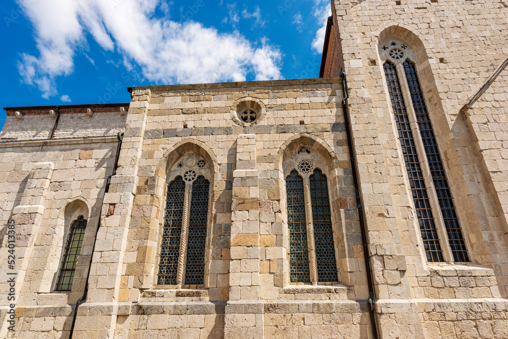 Fototapeta premium Medieval Cathedral of Venzone, Church of St. Andrew the Apostle, 1308. Destroyed by the 1976 earthquake and rebuilt between 1988 and 1995. Udine province, Friuli-Venezia Giulia, Italy, Europe.