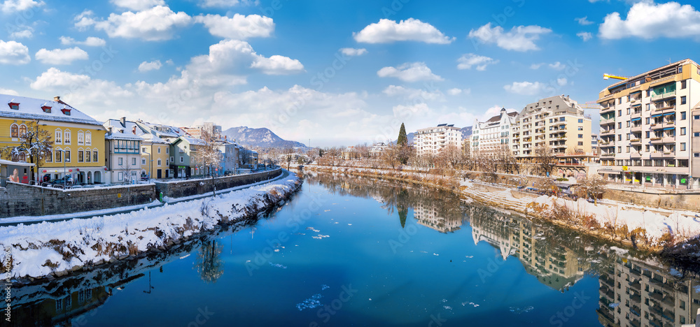 Fototapeta premium Cityscape of the small austrian city of Villach and the Drau river, Carinthia, Austria