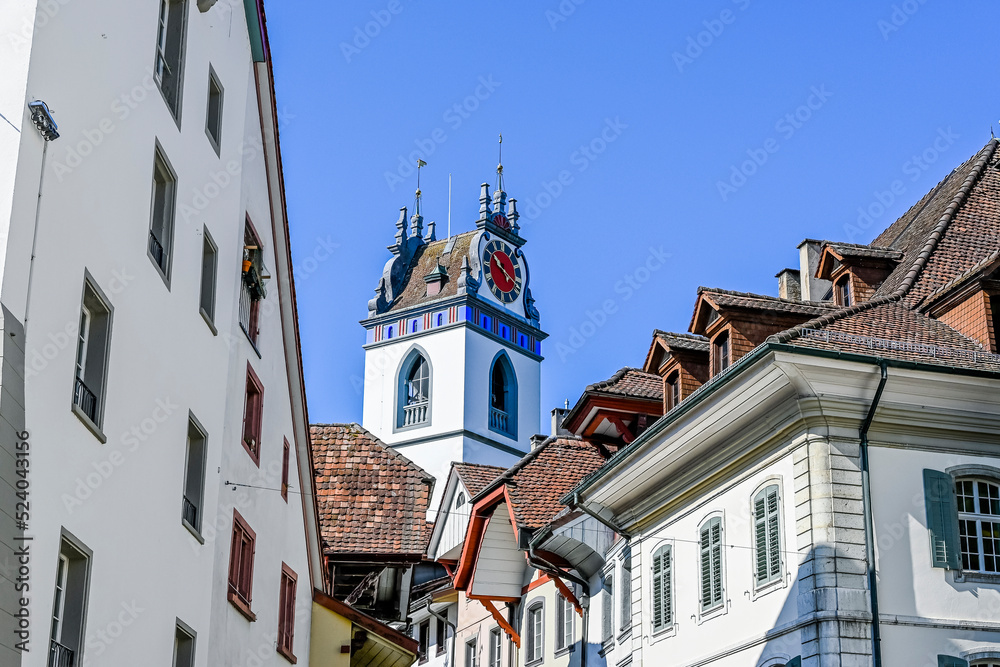 Aarau, Stadtkirche, Kirchturm, Altstadt, Altstadthäuser, historische Gassen, Aare, Fluss, Sommer, Sommertag, Aargau, Schweiz