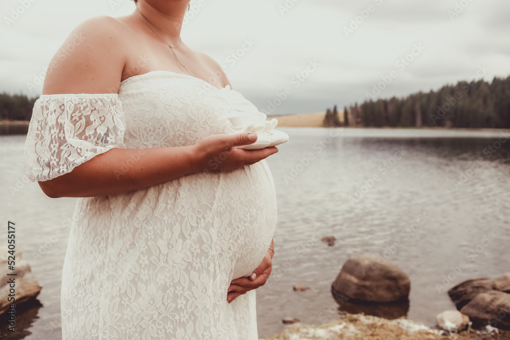 Shooting femme enceinte dans la nature Shooting femme enceinte dans la nature