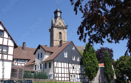 Fachwerkhäuser und Kilianskirche in Korbach photo