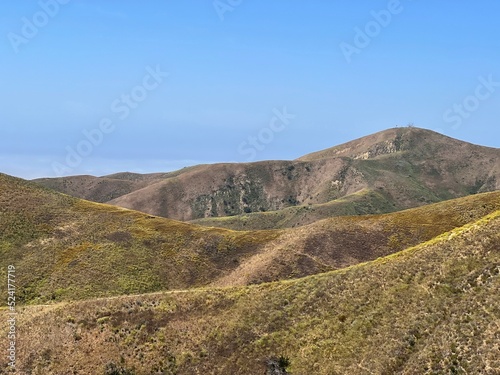 breathtaking mountains and hillsides of ventura california