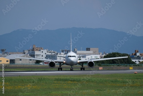 飛行機 アドビストックのデザイン かべいろ Com おしゃれ壁紙リフォーム貼り替え オリジナルインクジェット壁紙